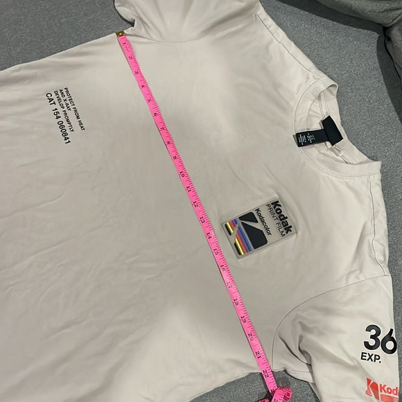 H&M Kodak Print Film Relaxed TShirt Tan - Picture 11 of 15